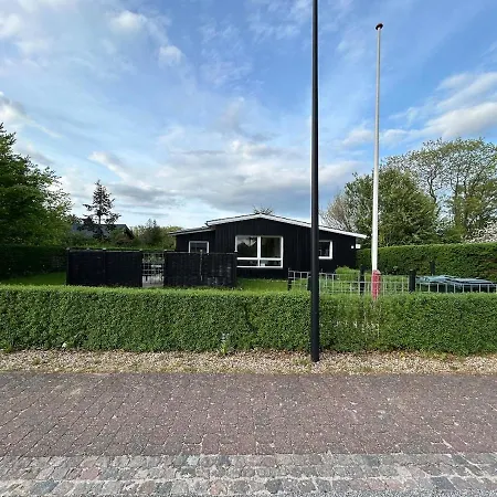 빌라 Lovely Downtown 빌룬드