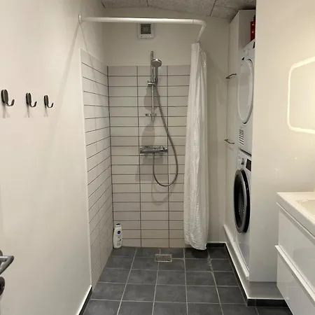 Lovely Downtown * ビルン